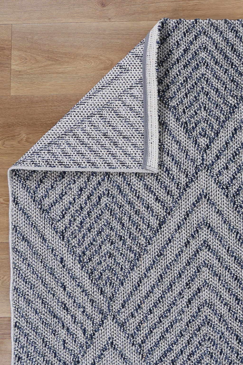 Vanuatu Naka Charcoal Geometric Flatweave Rug - 10 – view 3