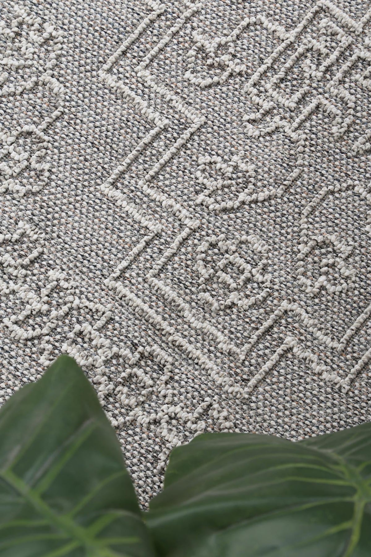 Vanuatu Nori Grey Tribal Flatweave Rug - 11 – view 5