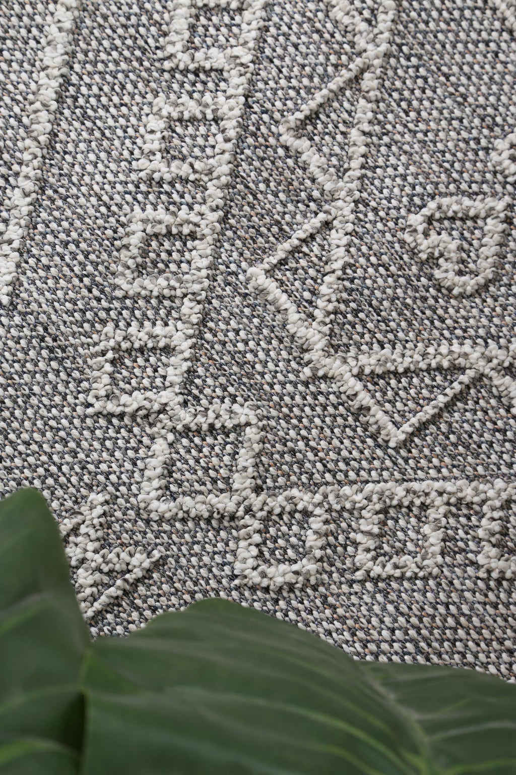 Vanuatu Kaua Ash Tribal Flatweave Rug - 14 – view 3