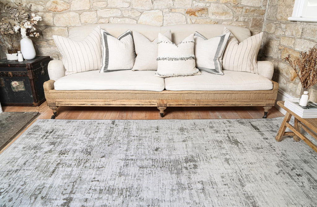 Vintage Crown Alfred Ivory Distressed Vintage Rug - (2280-01) – view 6
