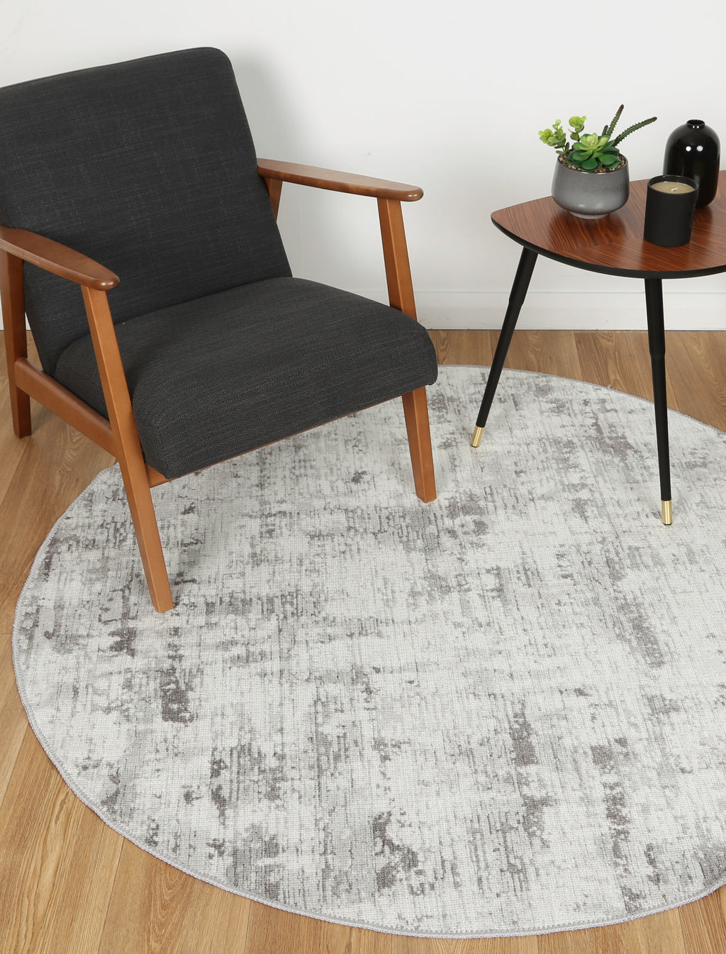 Vintage Crown Alfred Ivory Distressed Vintage Rug - (2280-01) – view 10