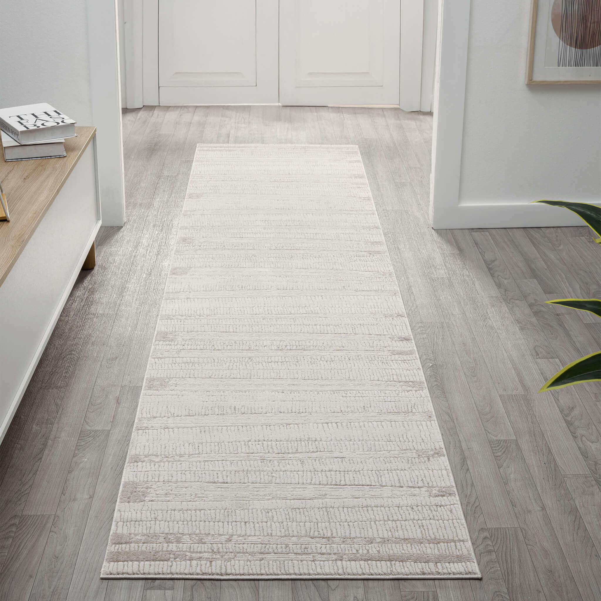 Weston 737 Linen Runner - Elegant Cream Rug for Any Space