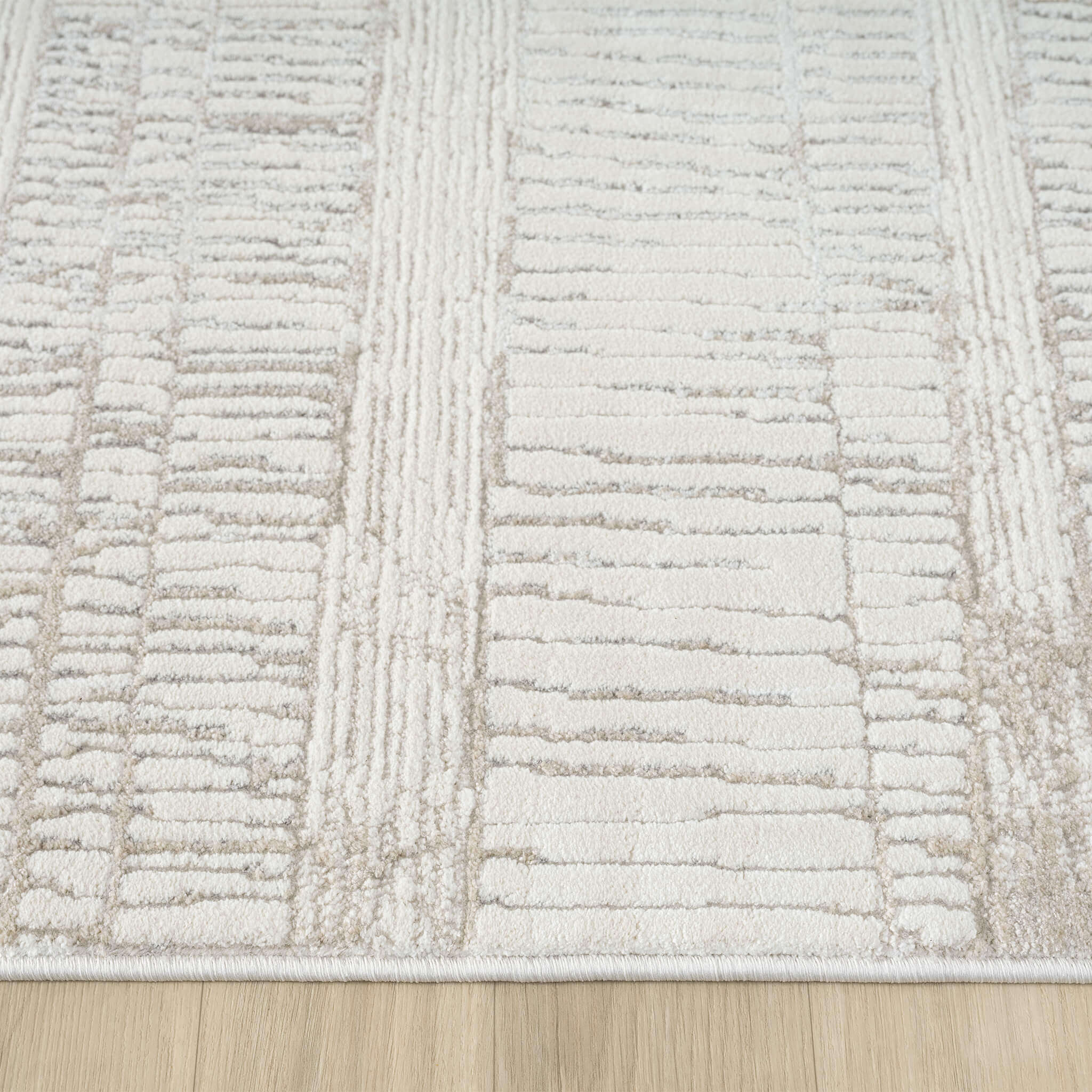 Weston 737 Linen Runner - Elegant Cream Rug for Any Space