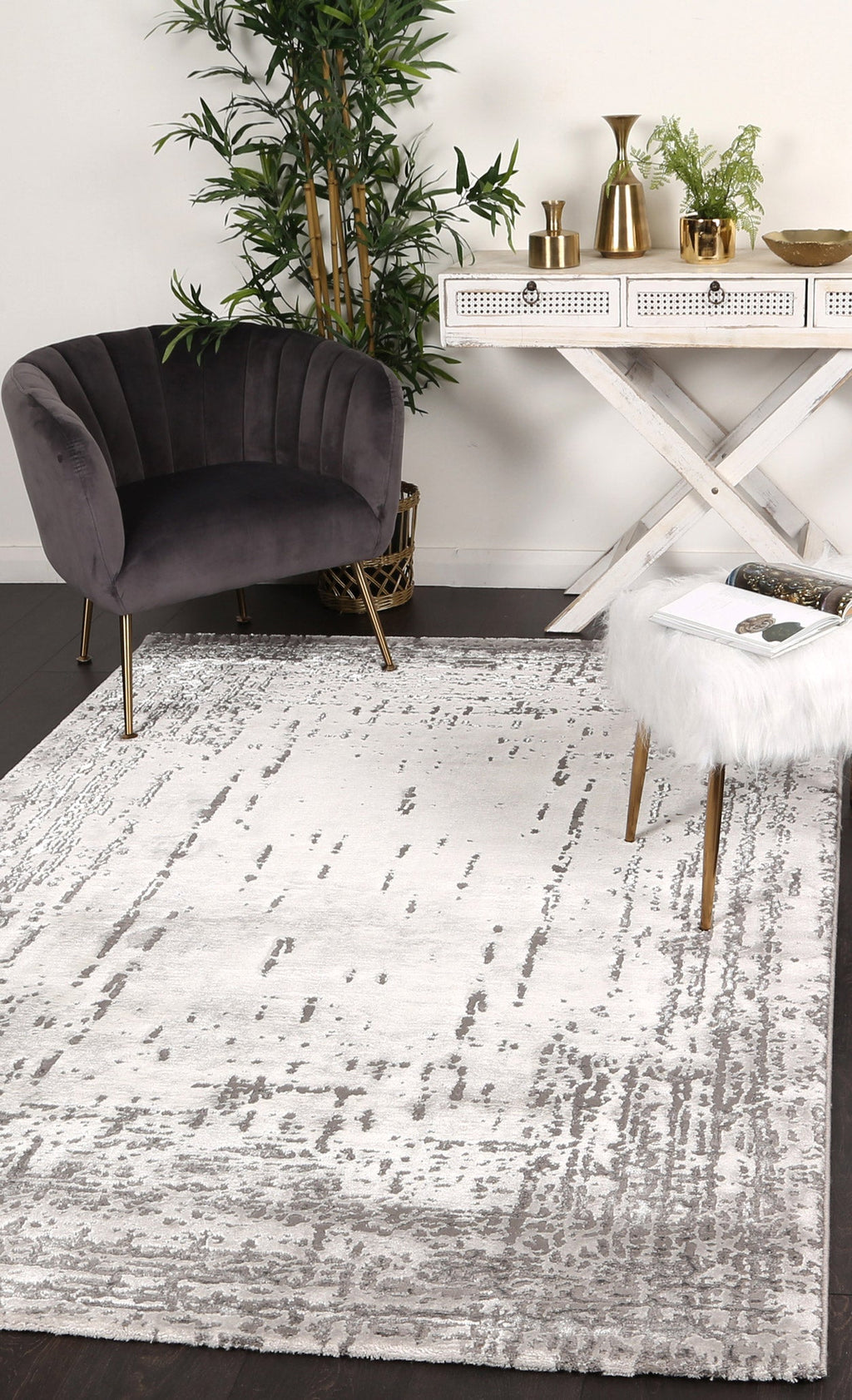 Elara 16867 995 — room or full rug view