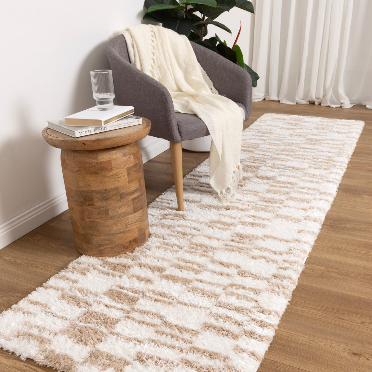 Castello Lines Beige Shaggy Rug - MADRID05 — detail 8