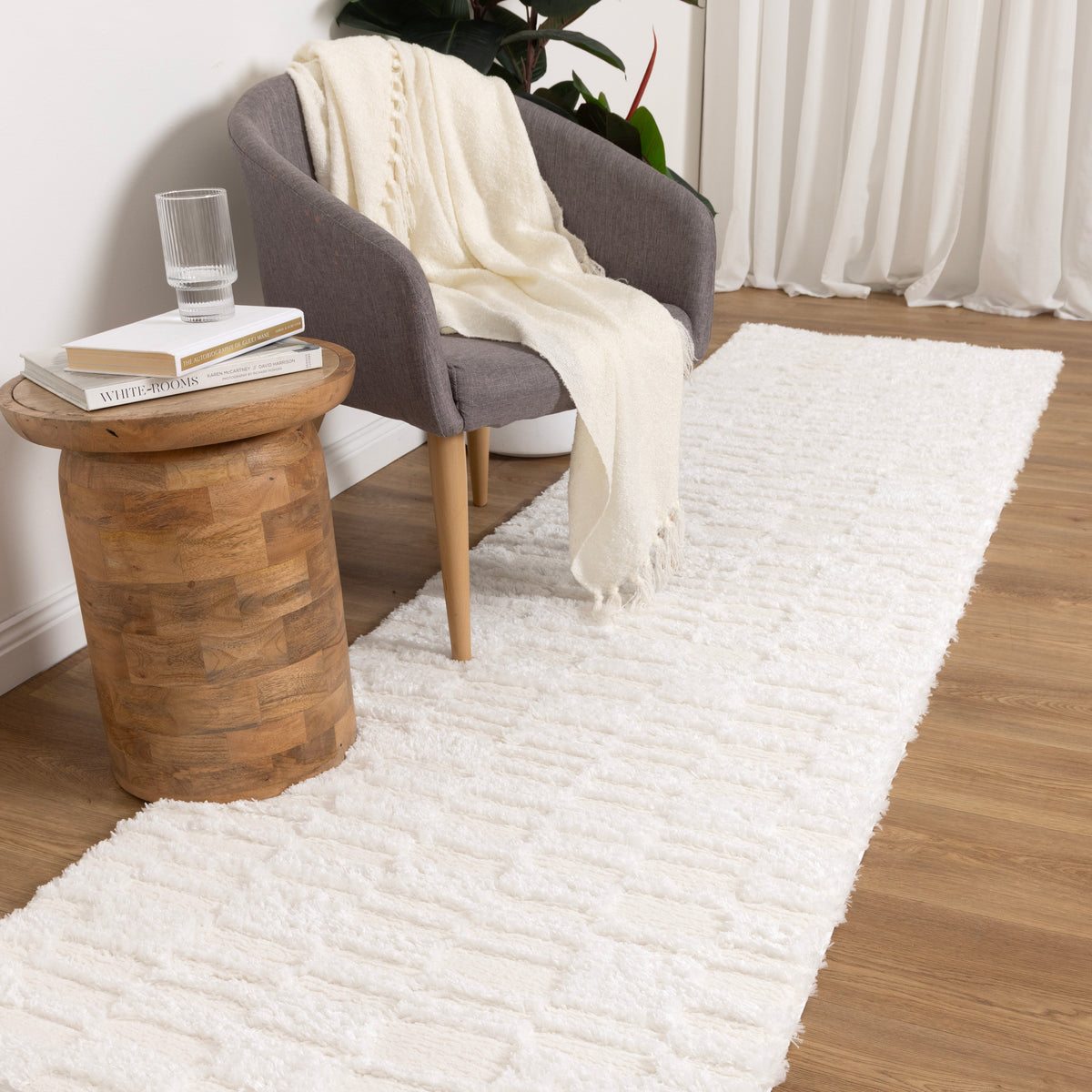 Castello Lines Ivory Shaggy Rug - MADRID06 — detail 8