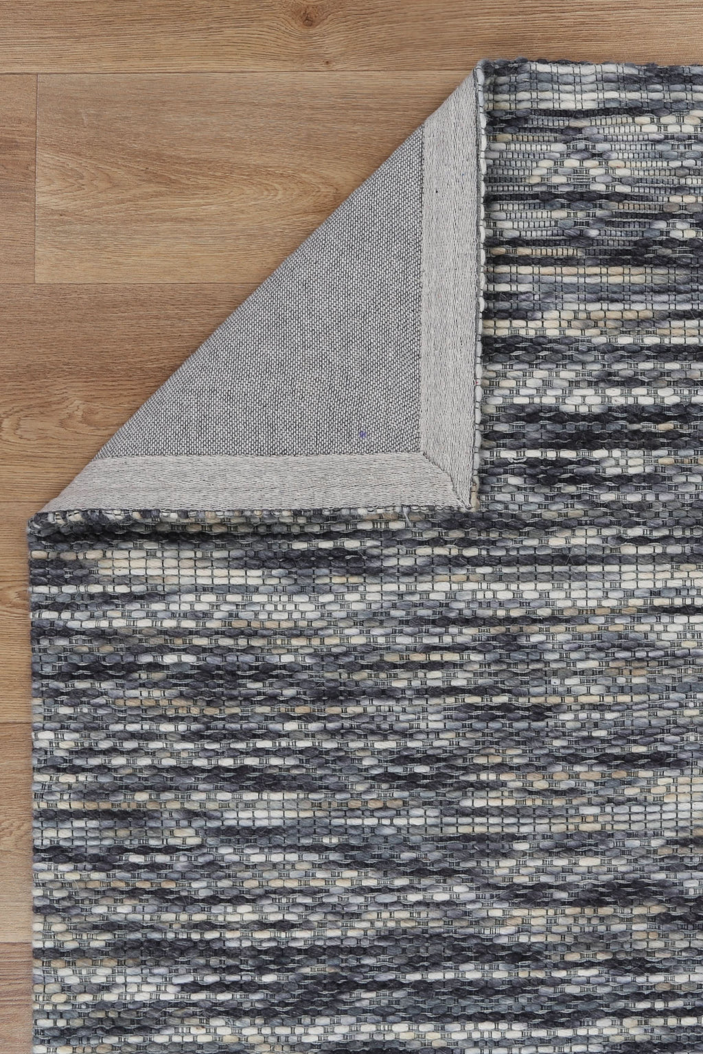Copacabana Chevron Stone Wool Rug detail 4