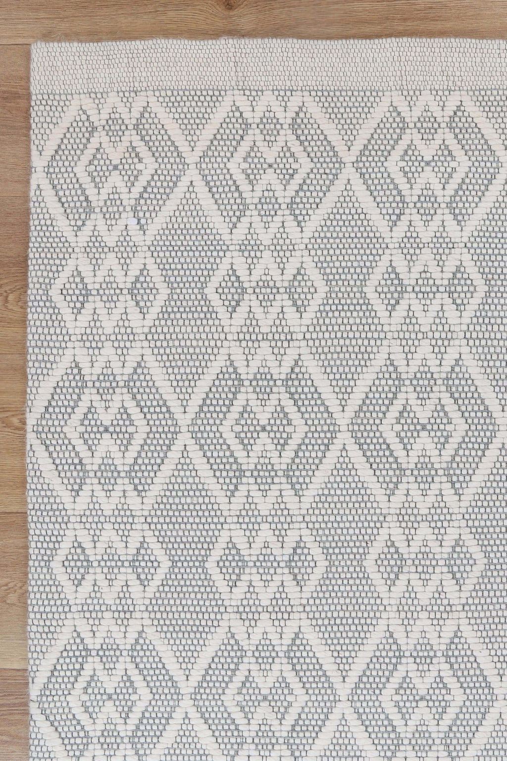 Copacabana Diamond Grey Wool Rug detail 5