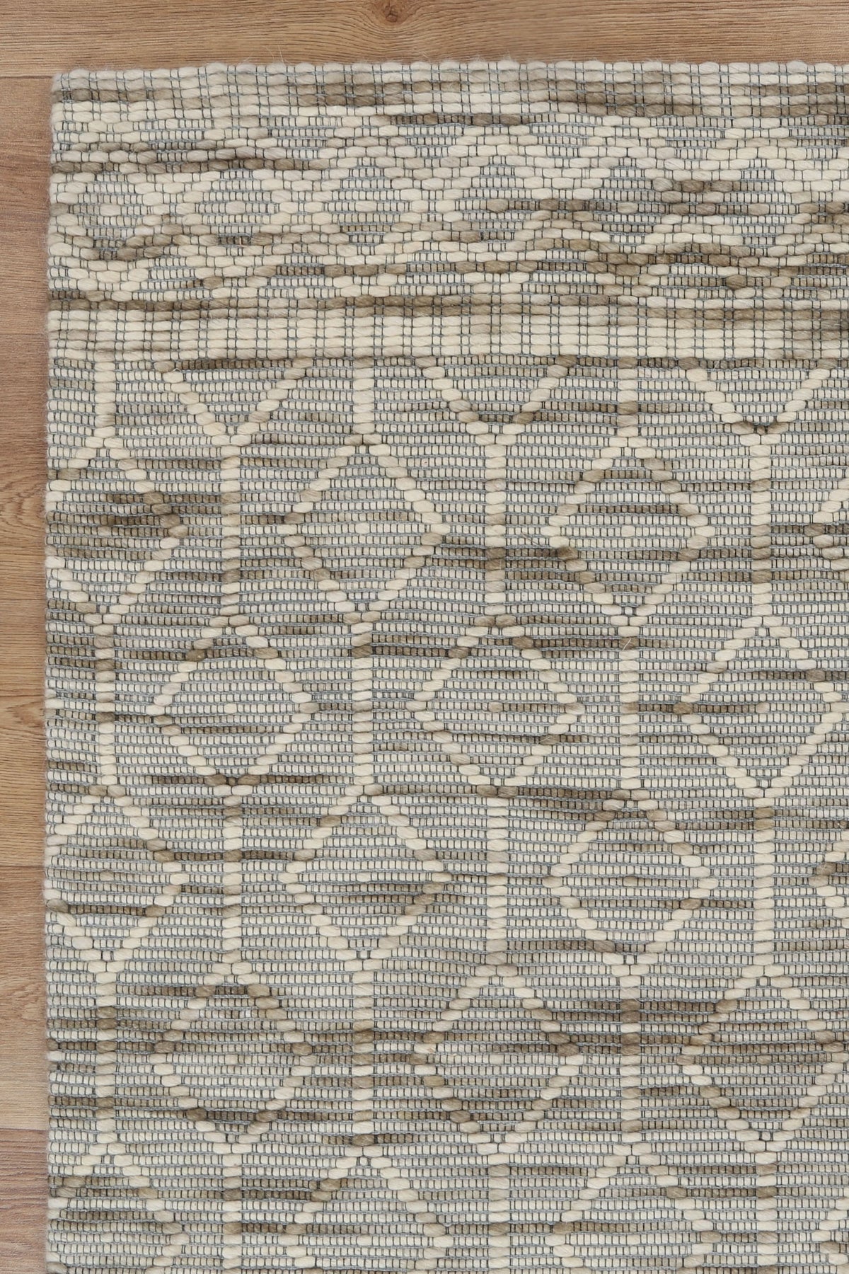 Copacabana Lattice Moss Wool Rug wool rug – product view 4