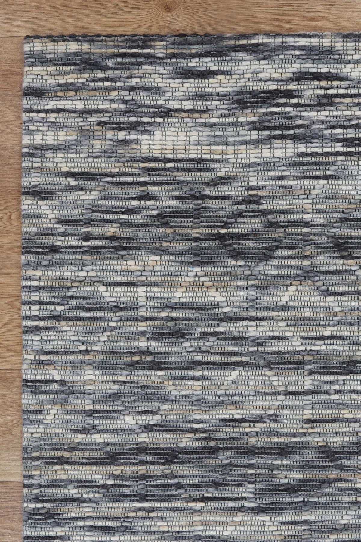 Copacabana Lattice Stone Wool Rug – lifestyle view