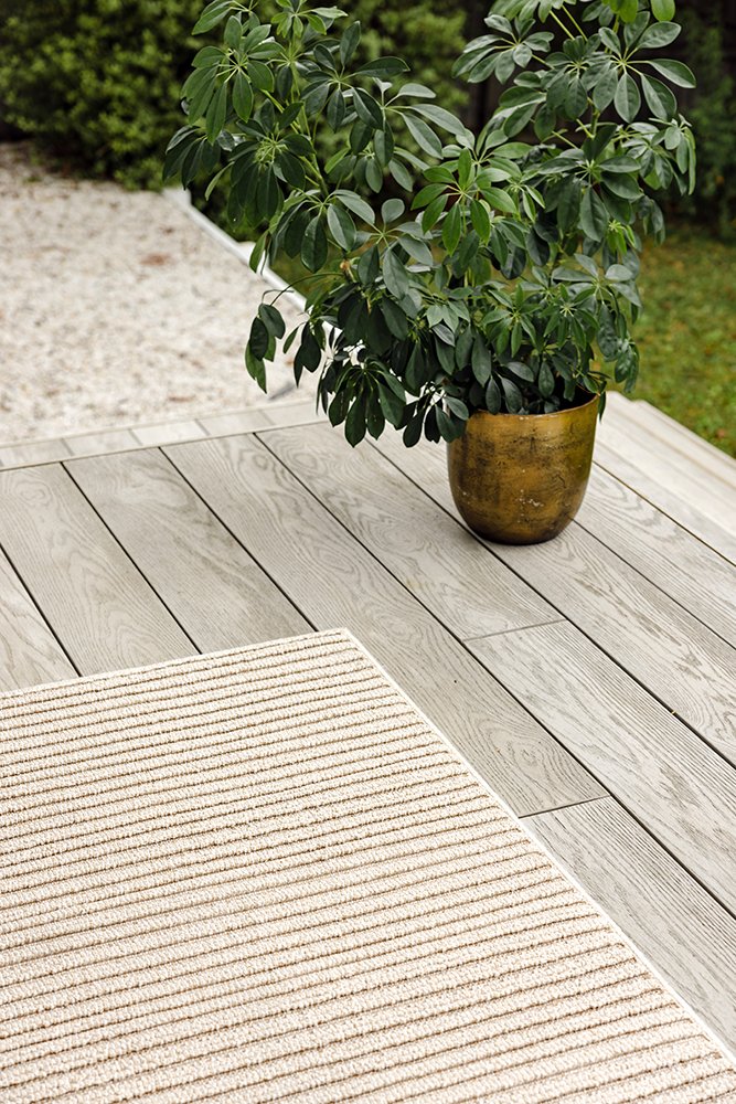 Darren Palmer Dunara Taupe Outdoor Rug