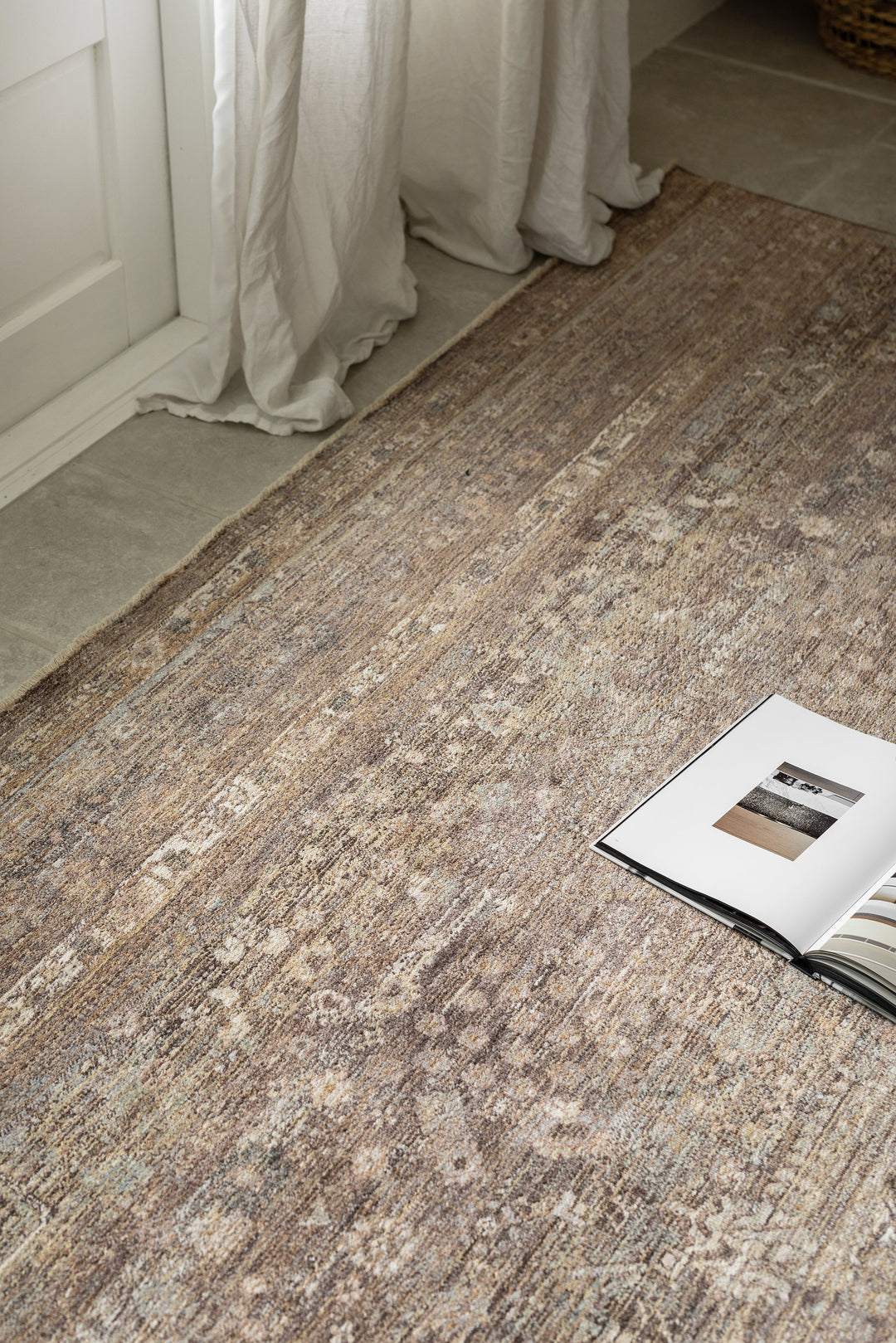 Darren Palmer Moorland Fig rug – view 4