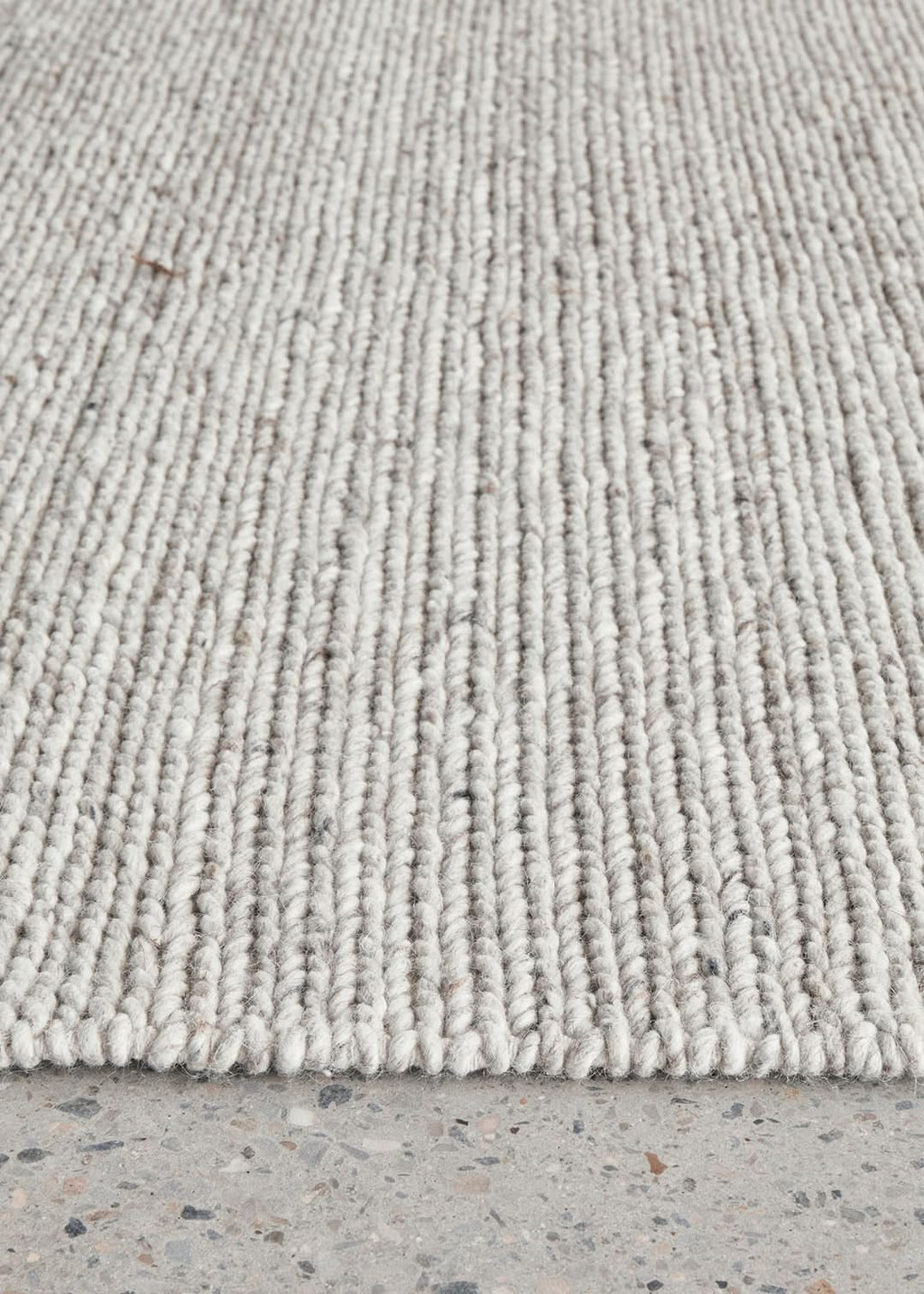 Darren Palmer Paperbark Oatmeal rug – view 4