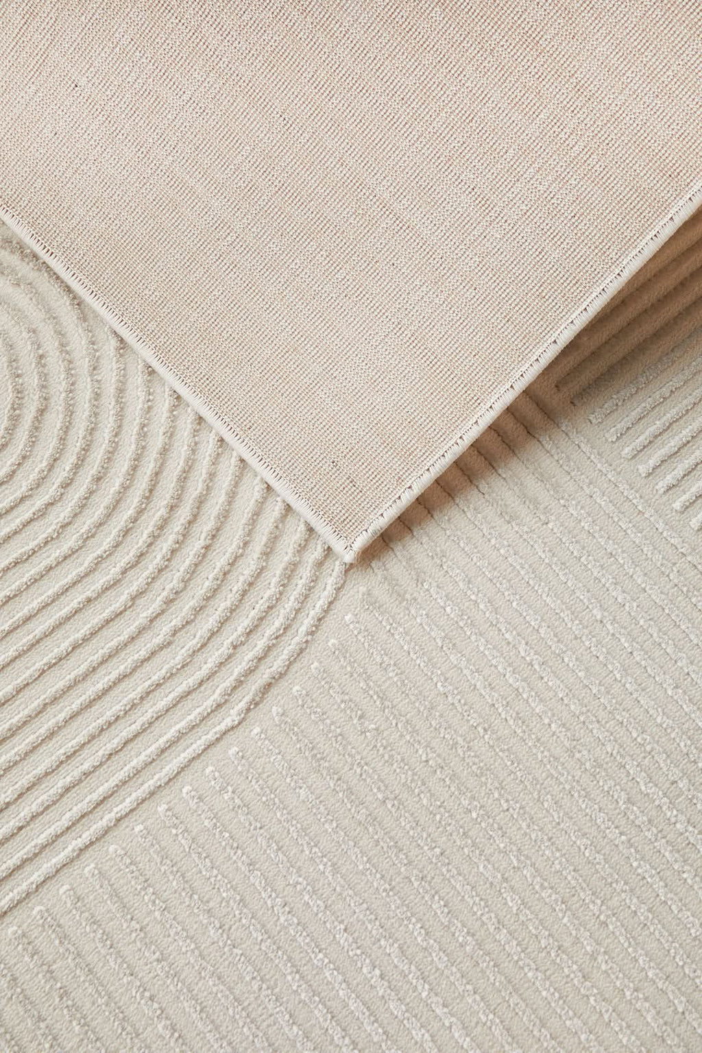 Darren Palmer Raking Linen rug – view 5