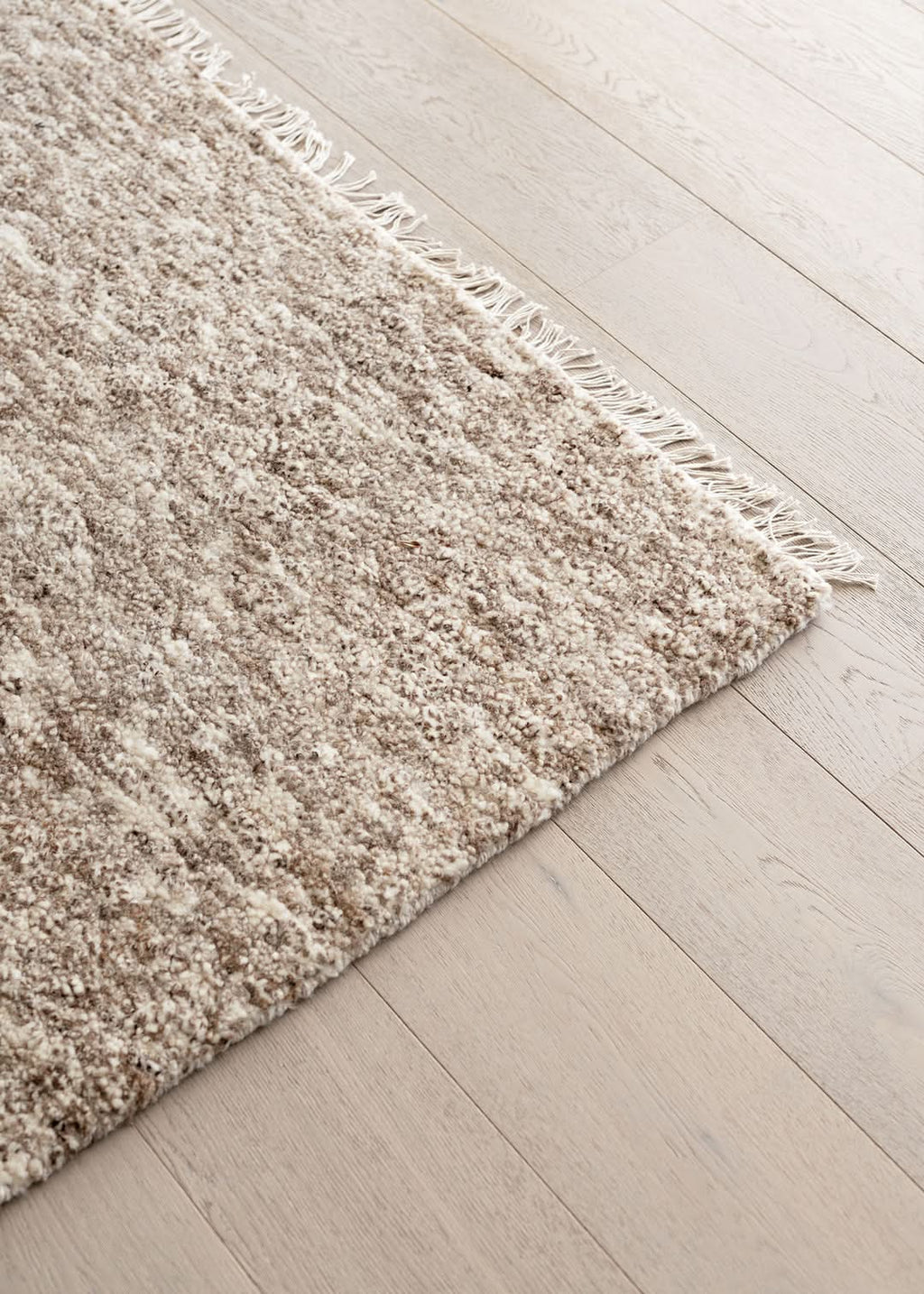 Darren Palmer Travertine Brown rug – view 4