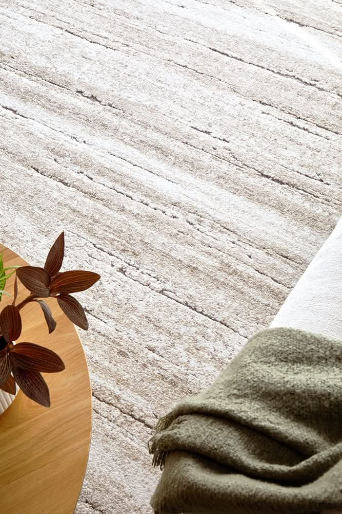 Dune Natural Textured Rug in cream and beige – 160 x 230 cm