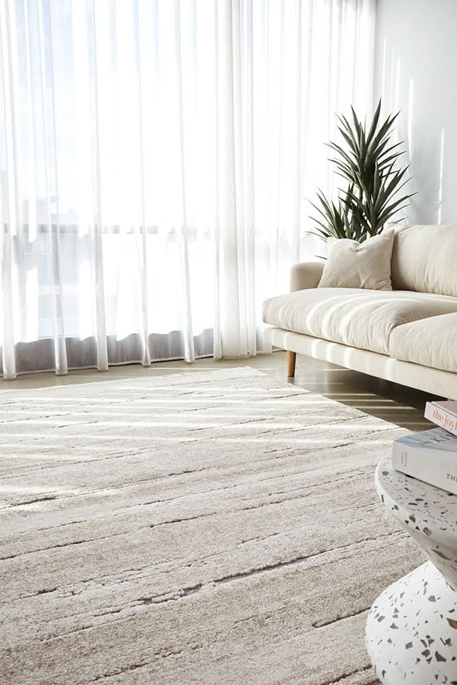 Dune Natural Textured Rug in cream and beige – 160 x 230 cm