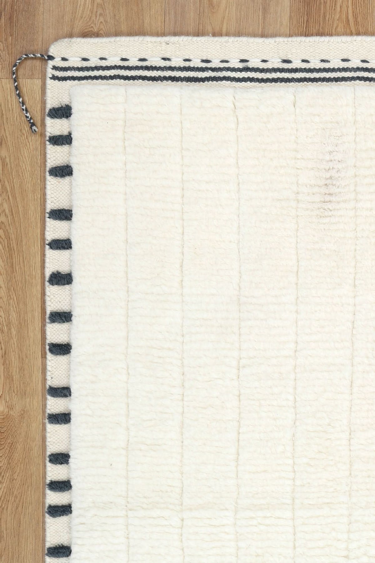 Marco Blue Beige Rust Tribal Wool Rug detail 3