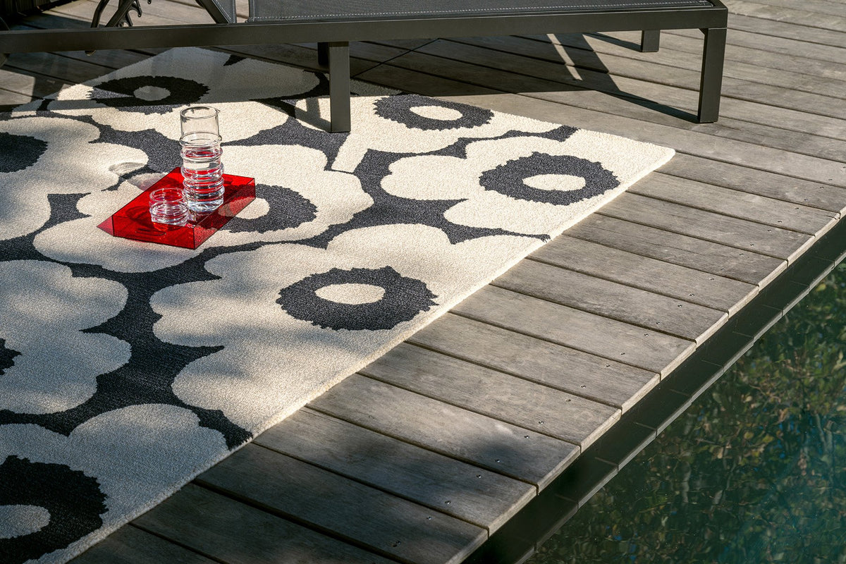 Marimekko Fiorana Charcoal White Outdoor Rug 434305