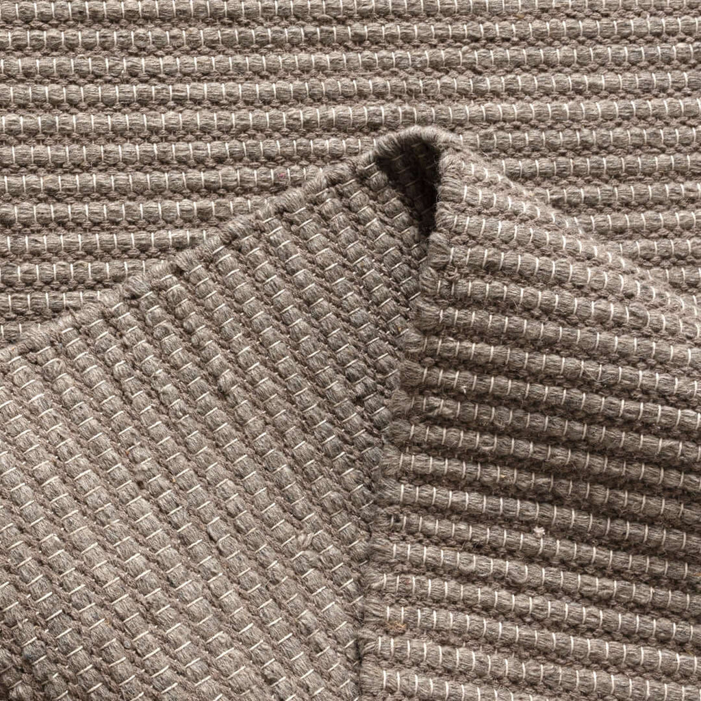 Nature Oatmeal recycled wool rug - weave detail