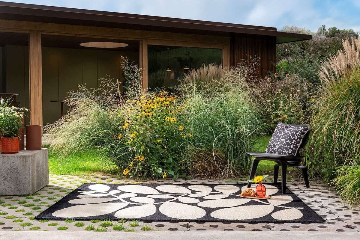 Orla Kiely Platano Black Outdoor Rug 464205