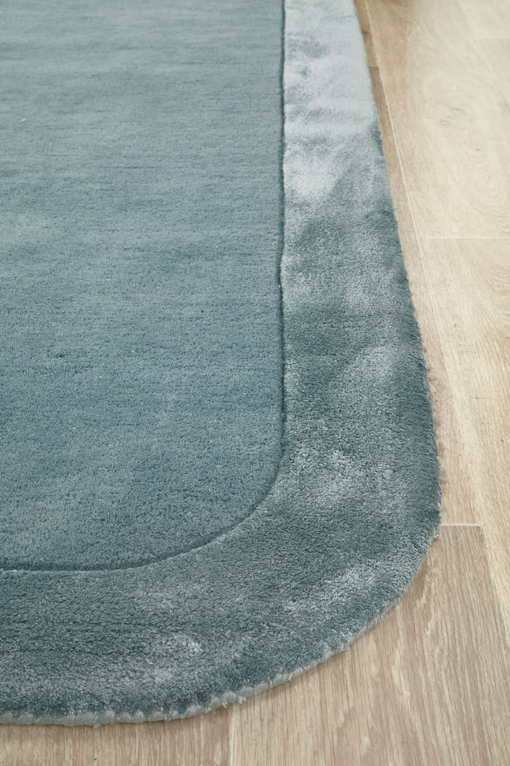Orlo Blue Border Wool Rug - texture detail 1