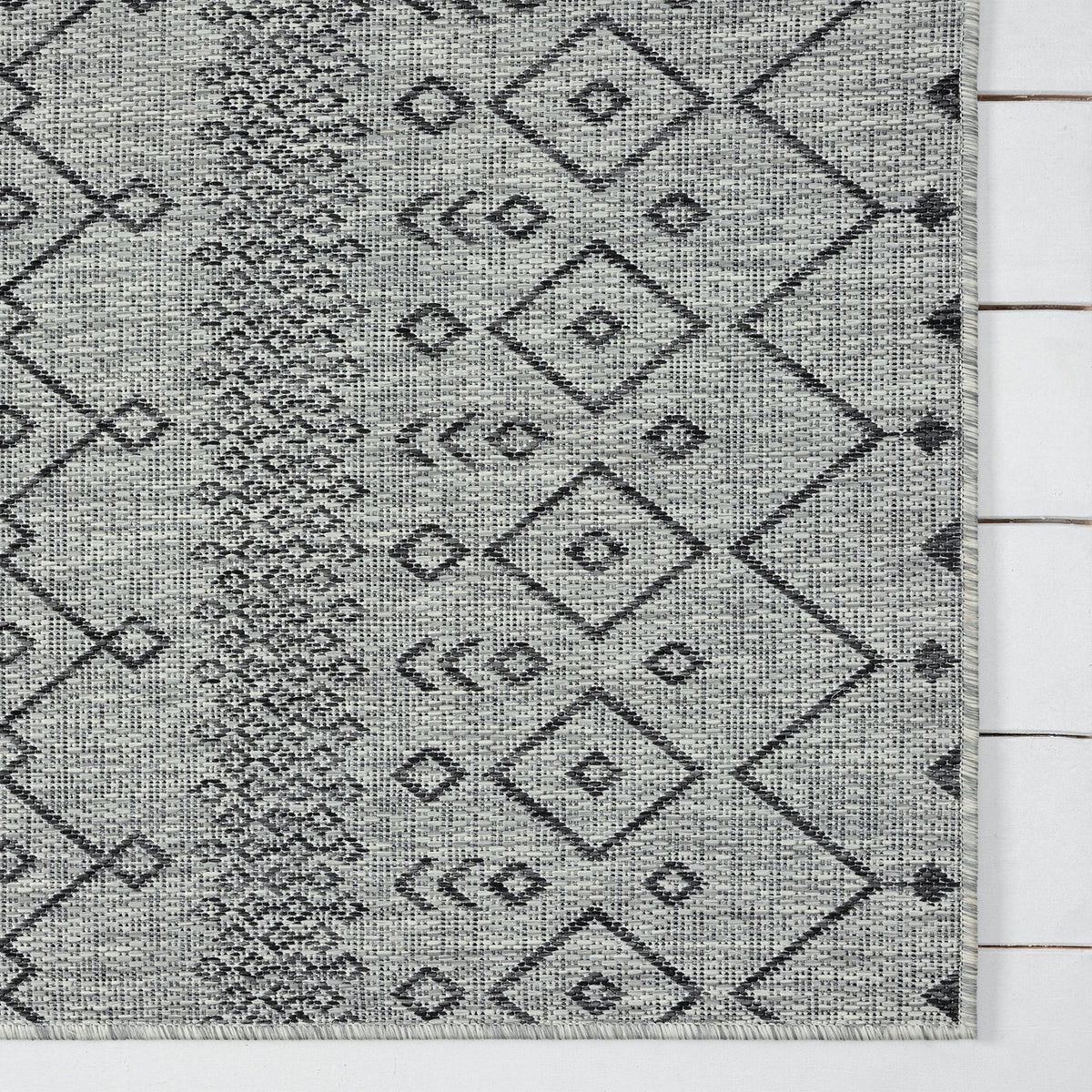 Alfresco 423 Lava Hallway Runner