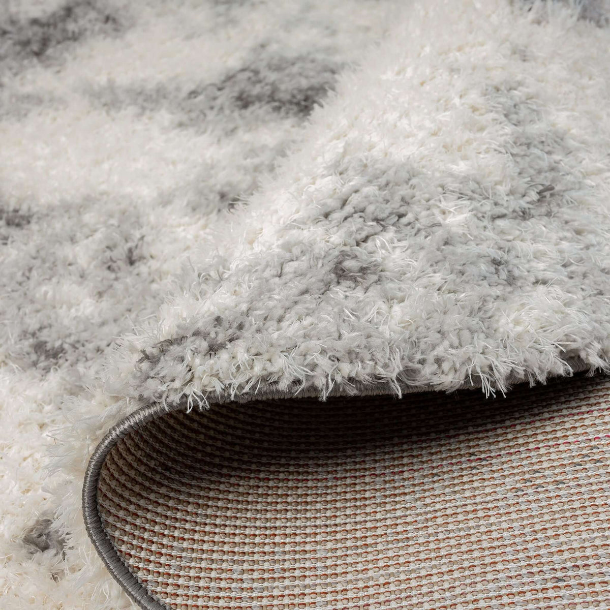 Plushy 389 Ash Round Rug