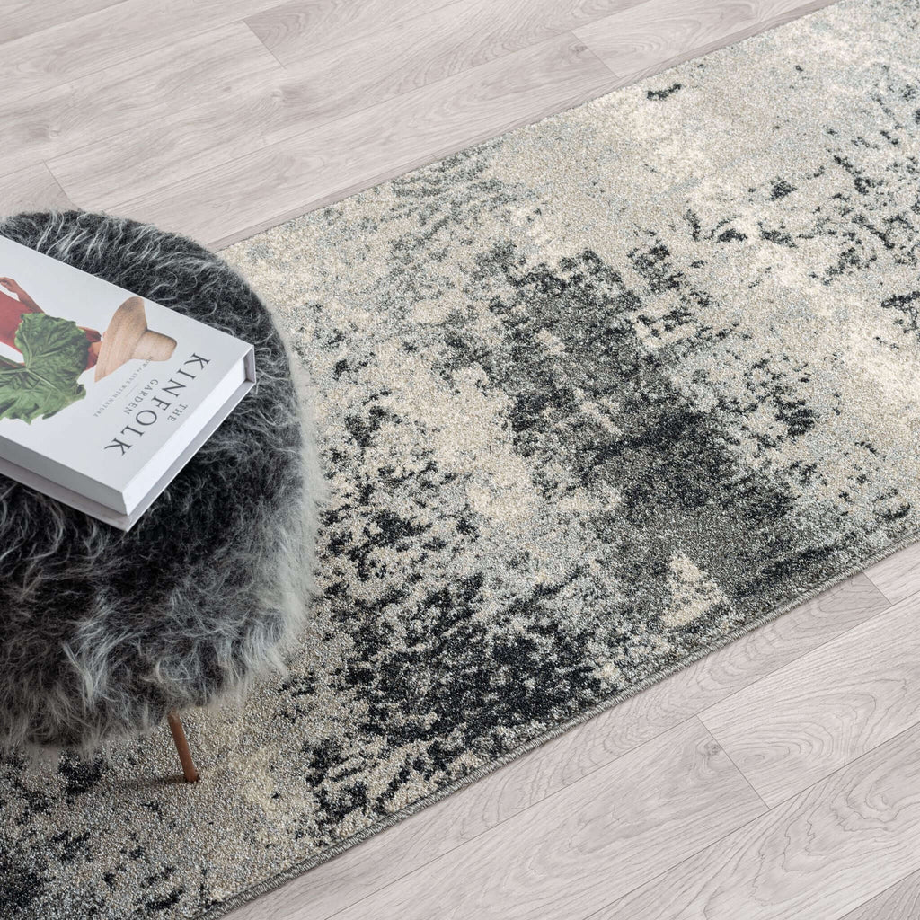Astor 485 Sand Hallway Runner