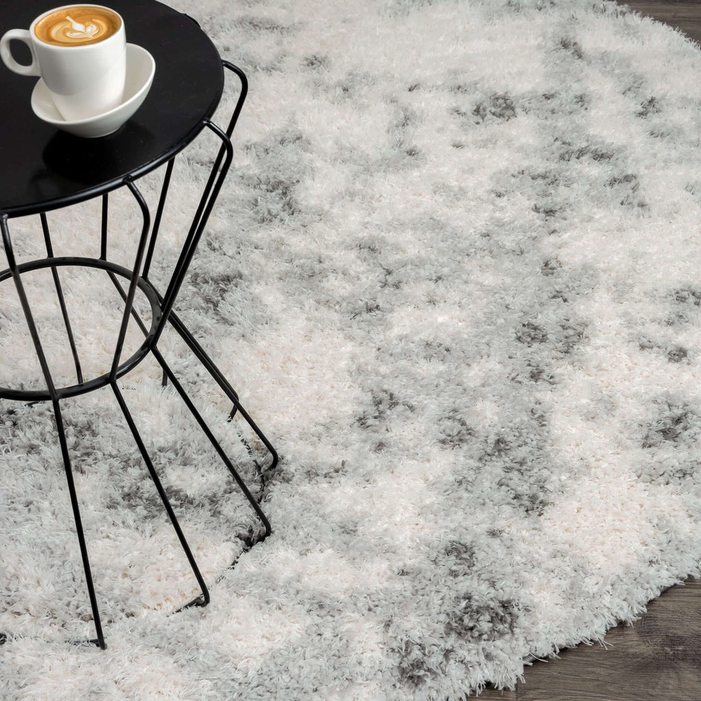 Plushy 389 Ash Round Rug
