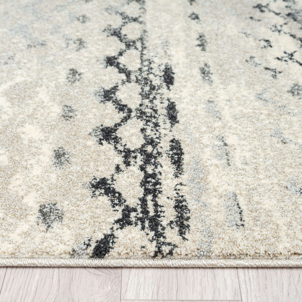 Astor 486 Ivory Hallway Runner