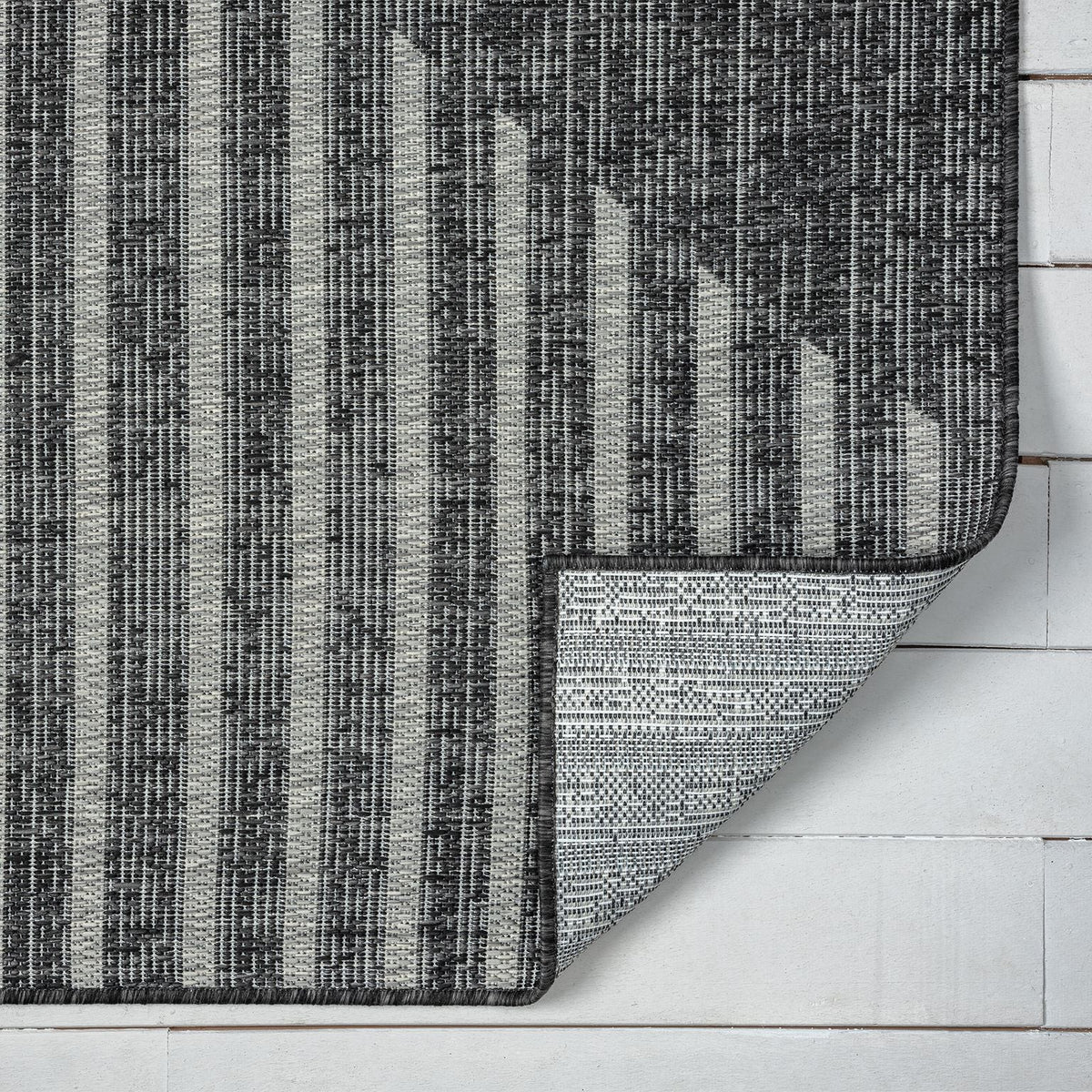 Alfresco 425 Ebony Turkish Rug