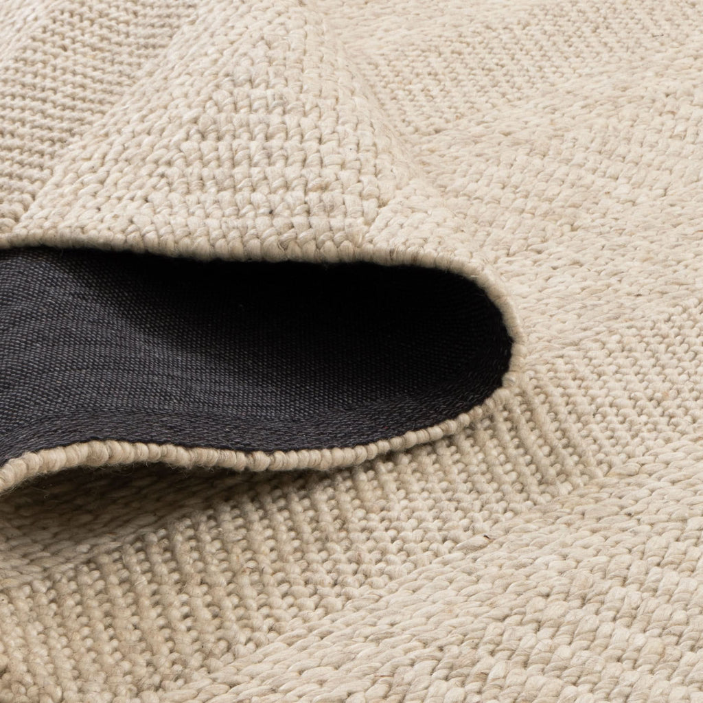 Privilege 002 Wool Rug Beige wool rug – product view 3