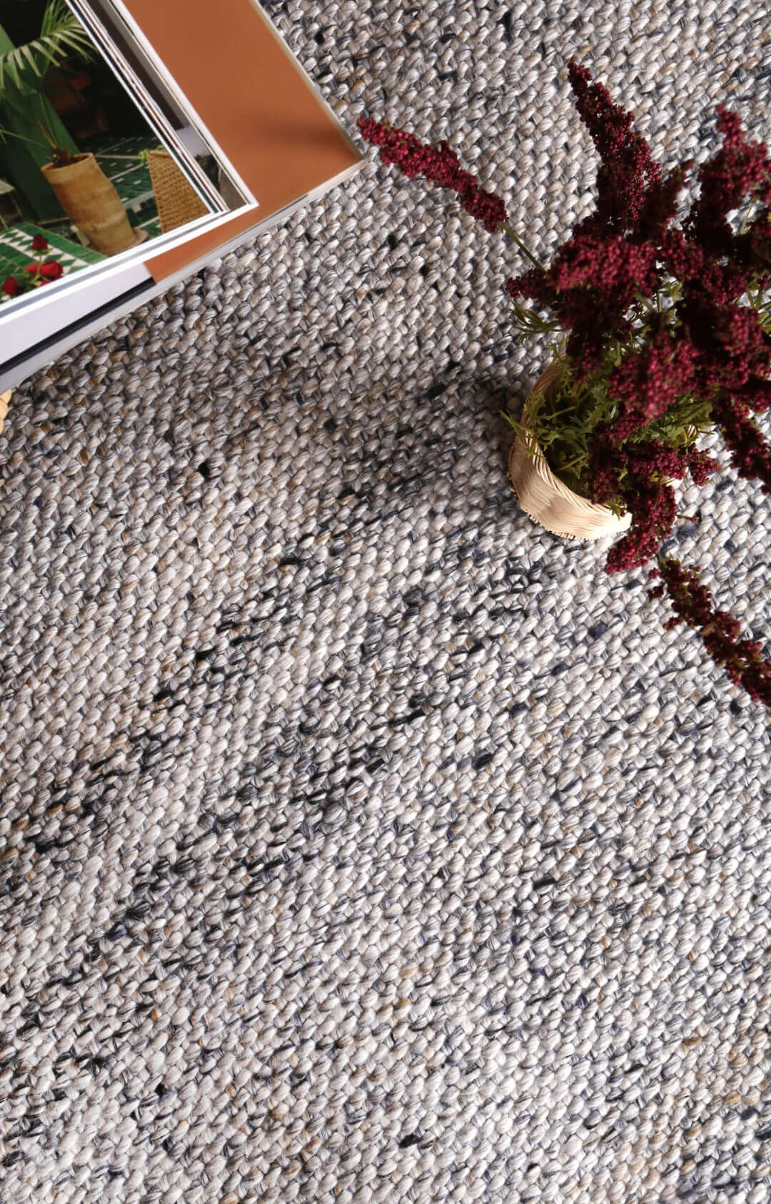 Salar Gunj Anthra wool rug - texture detail