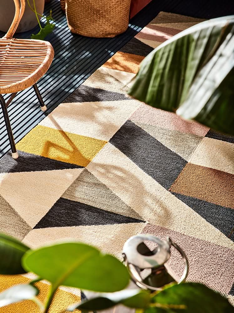 Scion Novara Blush Outdoor Rug 426102