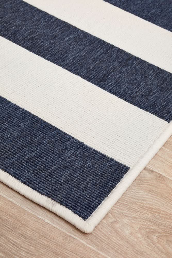 Shoreline 4444 Navy White Outdoor Rug