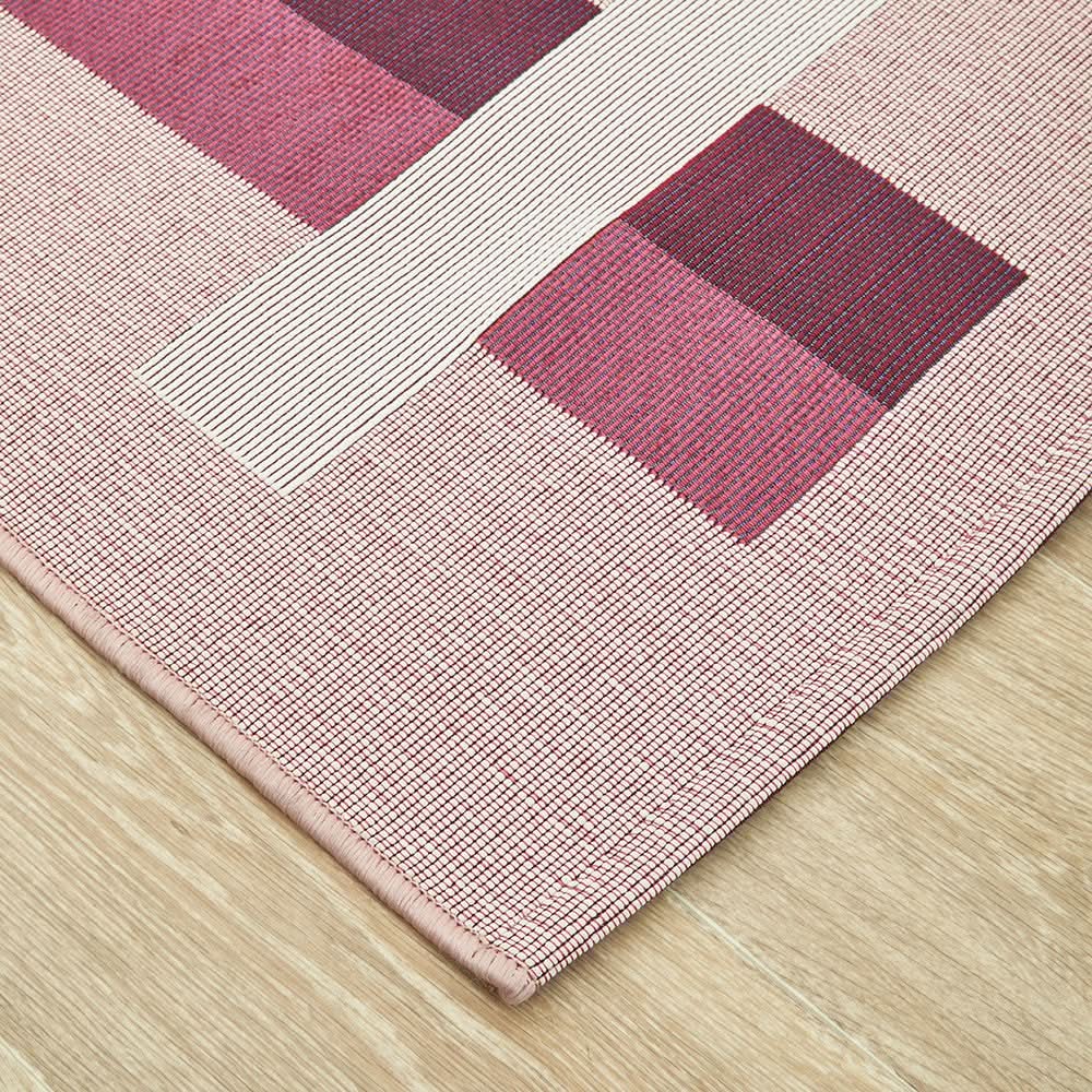Veduta Lattice Pink Outdoor Rug