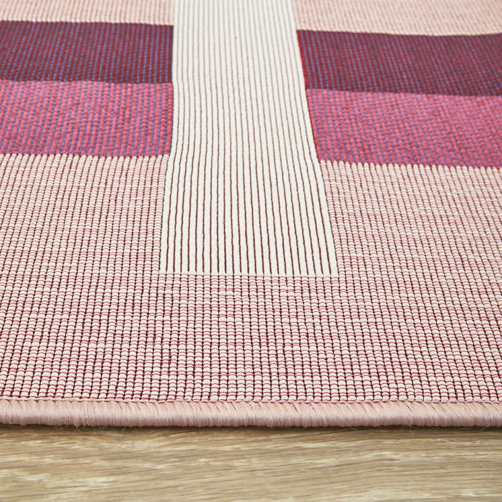 Veduta Lattice Pink Outdoor Rug