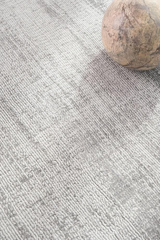 Vela Grey Viscose Rug - texture detail 2