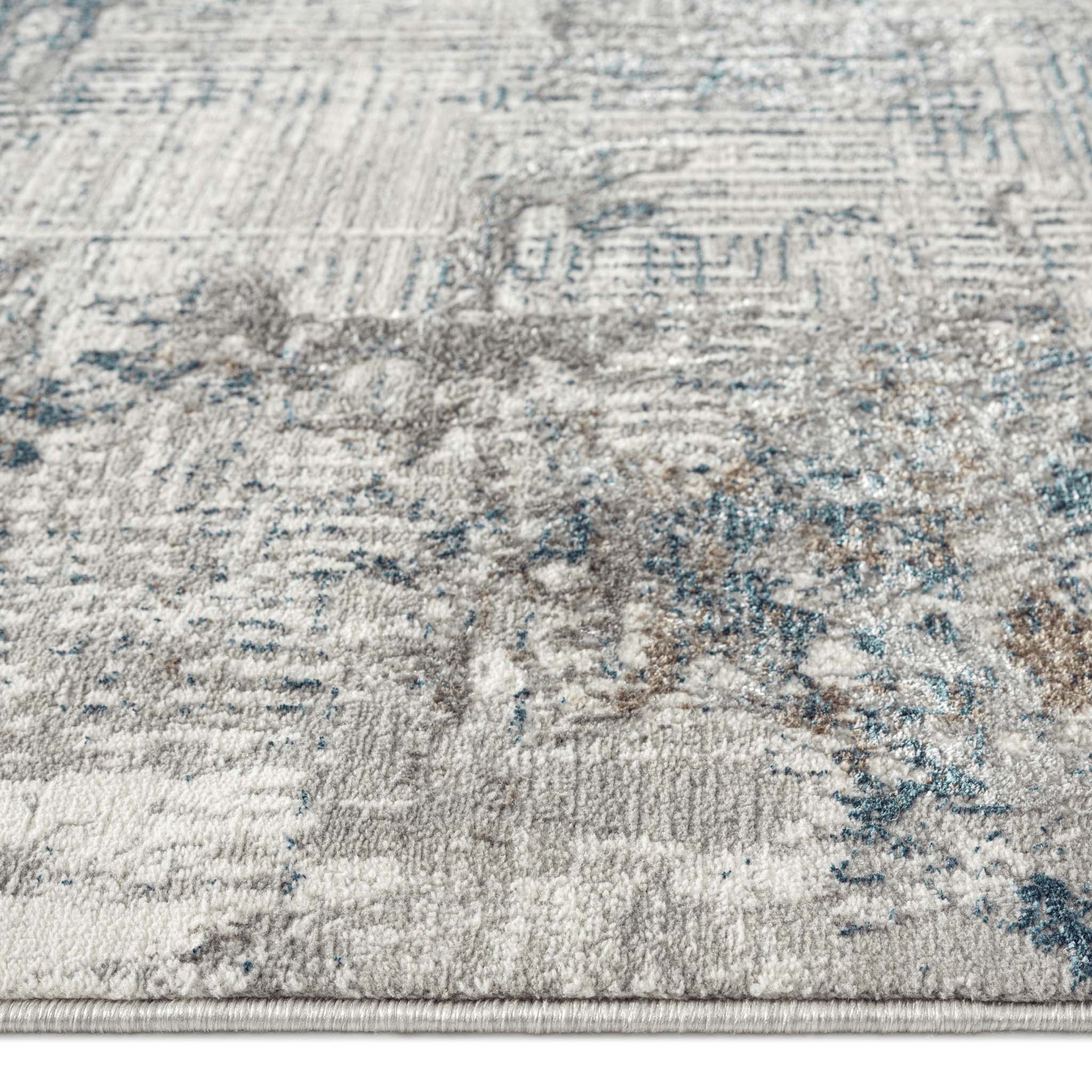 Anatolian Essence 627 Lt Grey Hallway Runner-This exquisite collection is made up of highly versatile designs presented on multi-textured, stain-hiding backgrounds. The harmonious, soft tone colour-scheme used in these rugs makes this range suitable for a