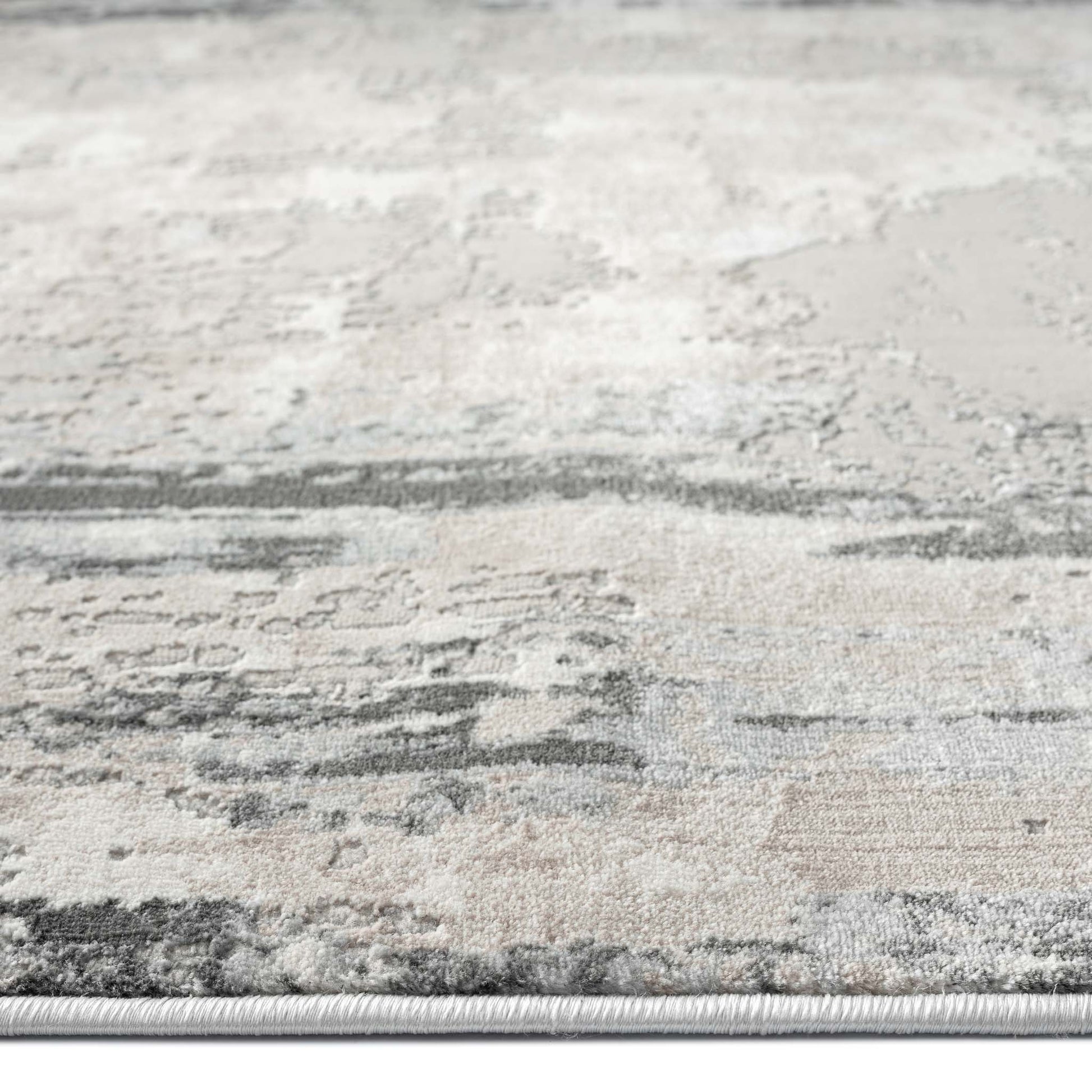 Classic Modern 4006 Grey Hallway Runner-This exquisite collection is luxuriously crafted with a fine, soft pile made from polyester and polypropylene, and has a cotton base for extra comfort. The versatile designs in this elegant collection are woven into