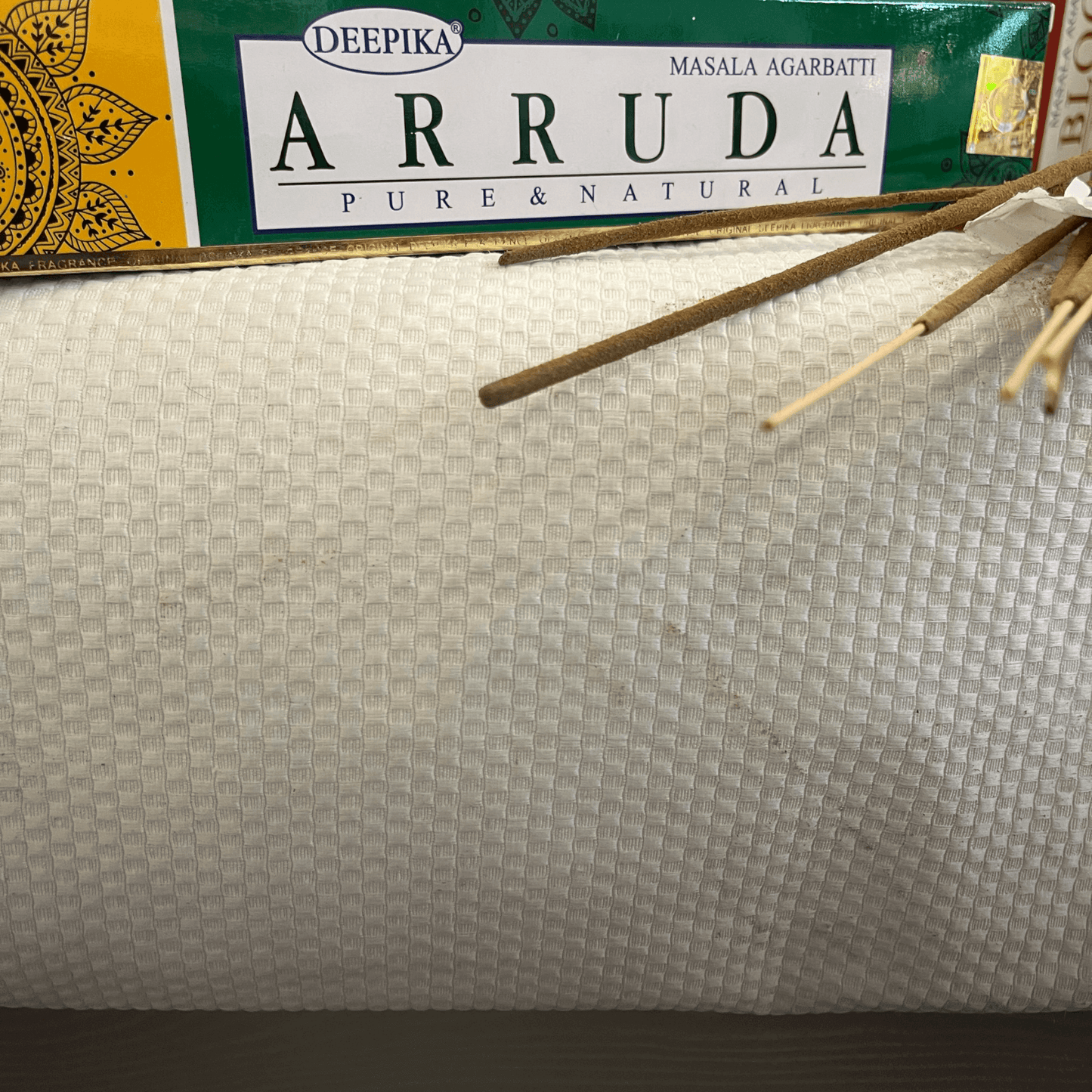 ARRUDA-INCENSE STICKDeepika fragrance bring to you a stylish handy packaged masala agarbatti