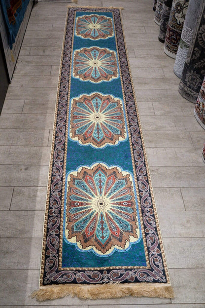 Hallway Runner Green-B Rugs   